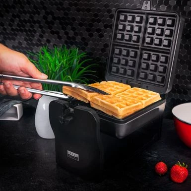 Bella Pro Series - Pro Series 4-Slice Rotating Waffle Maker - Stainless Steel 4 Bella Pro Series - Pro Series 4-Slice Rotating Waffle Maker - Stainless Steel - Image 4