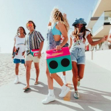 Igloo - KoolTunes Cooler With Bluetooth - White 9 Igloo - KoolTunes Cooler With Bluetooth - White - Image 9