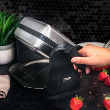 Bella Pro Series - Pro Series 4-Slice Rotating Waffle Maker - Stainless Steel 2 Bella Pro Series - Pro Series 4-Slice Rotating Waffle Maker - Stainless Steel - Image 2