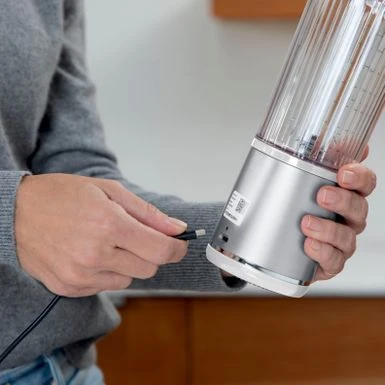 Ninja - Blast 18 Oz. Portable Blender - White 8 Ninja - Blast 18 Oz. Portable Blender - White - Image 8