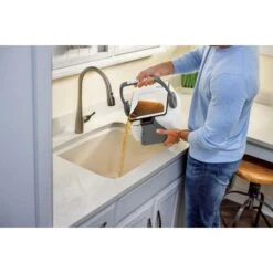 BISSELL - Big Green PET PLUS Upright Deep Cleaner - Green And Grey -Blender Spark Deals Store bc6fb946 971b 5962 a939 cc569bd75d8b