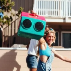 Igloo - KoolTunes Cooler With Bluetooth - White 18 Igloo - KoolTunes Cooler With Bluetooth - White -Blender Spark Deals Store cad1d98e 14db 5415 b73e d2a1dddb8082