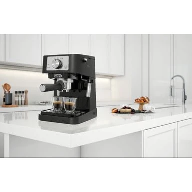 DeLonghi De'Longhi - Stilosa 15 Bar Pump Espresso Machine - Black And Stainless 3 DeLonghi De'Longhi - Stilosa 15 Bar Pump Espresso Machine - Black And Stainless - Image 3