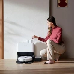 Roborock - S8 Pro Ultra-WHT Wi-Fi Connected Robot Vacuum & Mop With RockDock Ultra Dock - White -Blender Spark Deals Store d4d30c91 1c9b 5bd1 afb4 6ad8bf479ee7