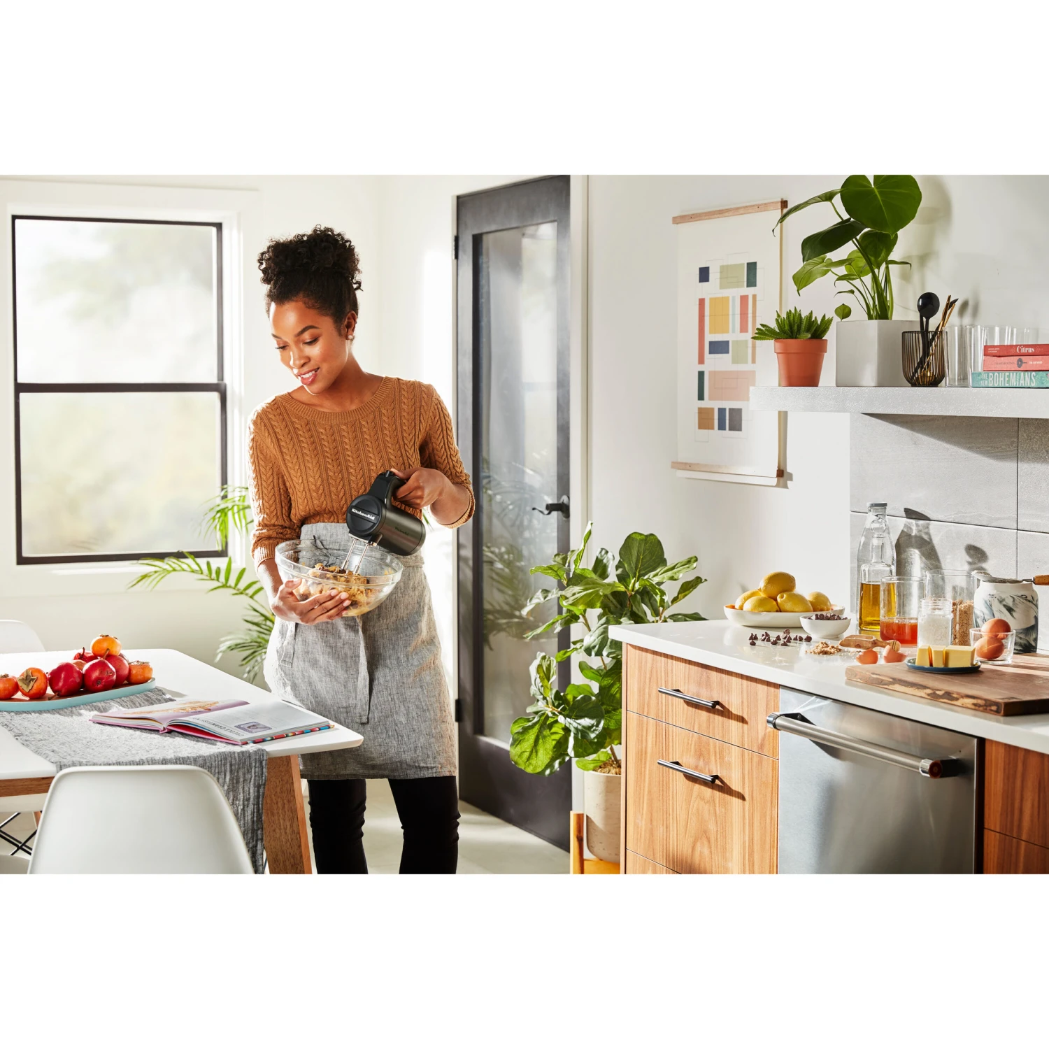 KitchenAid - Cordless 7 Speed Hand Mixer - Black Matte 7 KitchenAid - Cordless 7 Speed Hand Mixer - Black Matte - Image 7