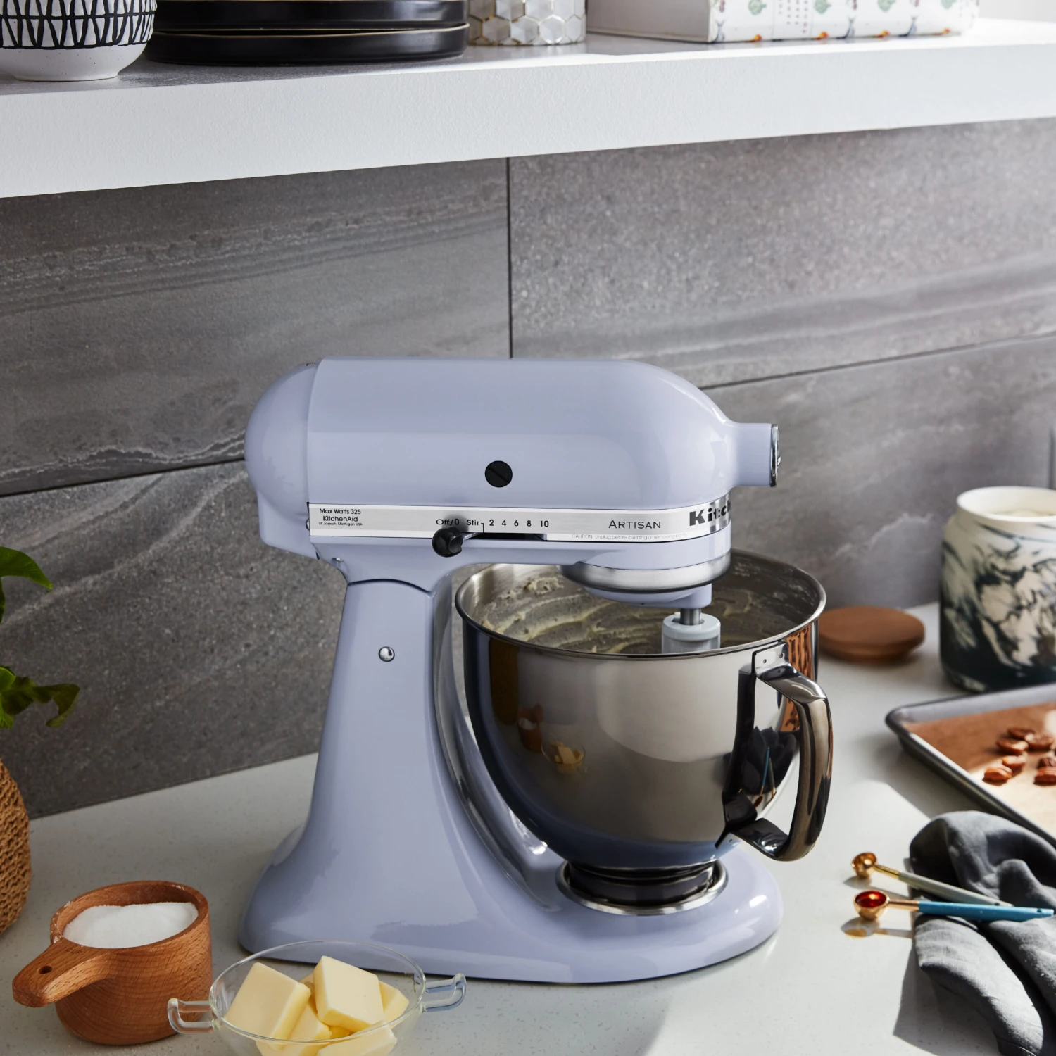 KitchenAid Artisan Series 325-Watt Tilt-Back Head Stand Mixer In Lavender Cream 4 KitchenAid Artisan Series 325-Watt Tilt-Back Head Stand Mixer In Lavender Cream - Image 4